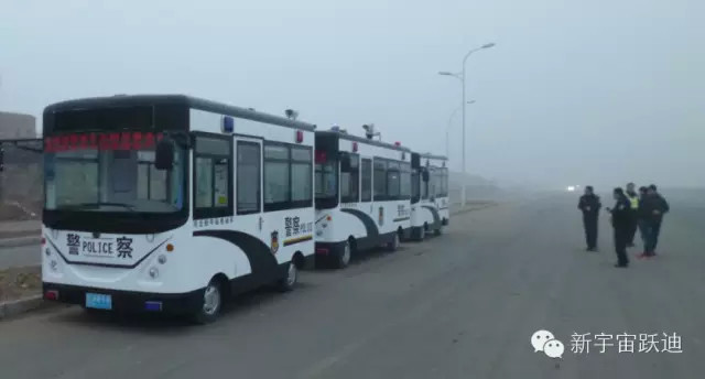 躍迪移動警務室批量發(fā)車邢臺—零距離服務群眾