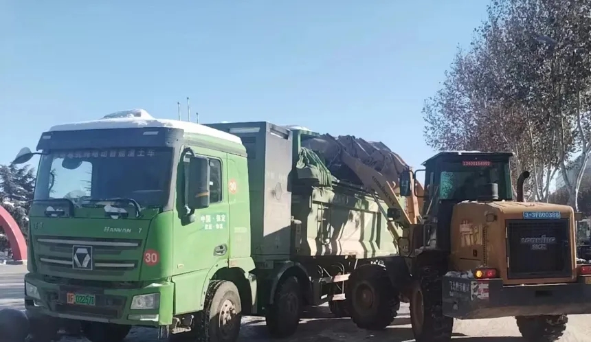 性能無敵，綠色出擊-躍迪新能源渣土自卸車